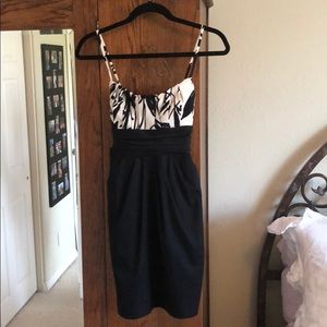 LOVE TEASE Empire bodice cocktail dress w/pockets!